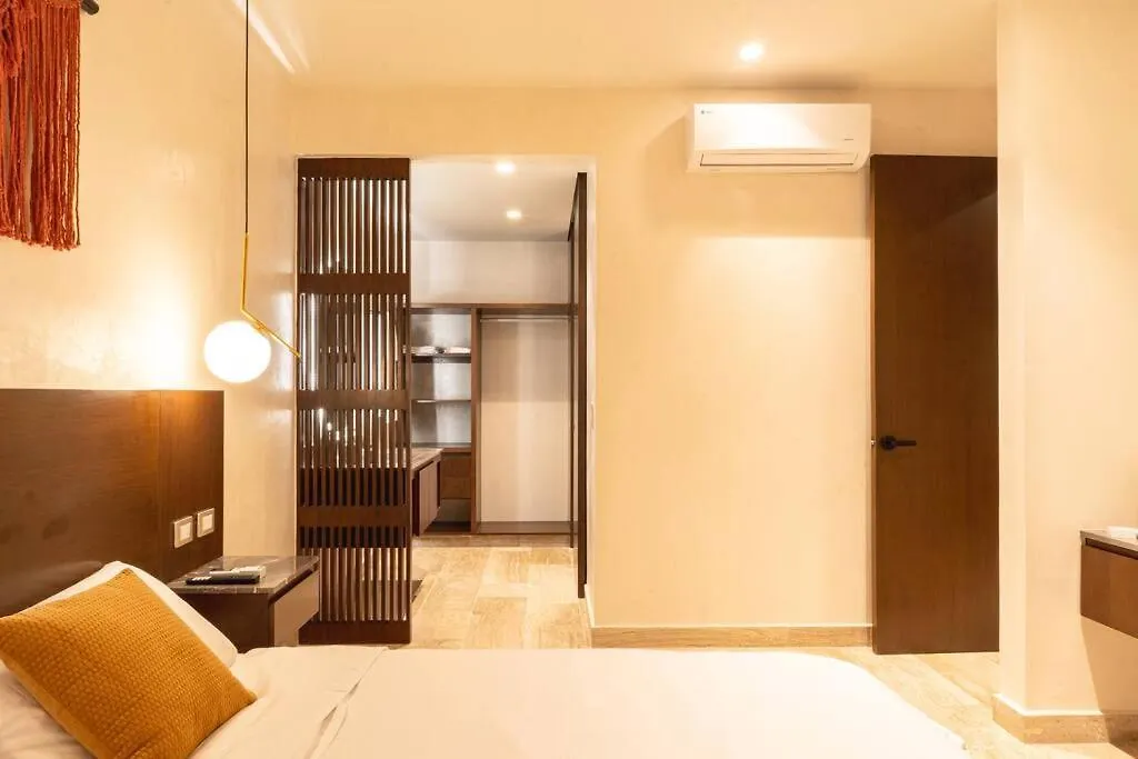 Stylish Tulum Retreat For 6, Near Everything